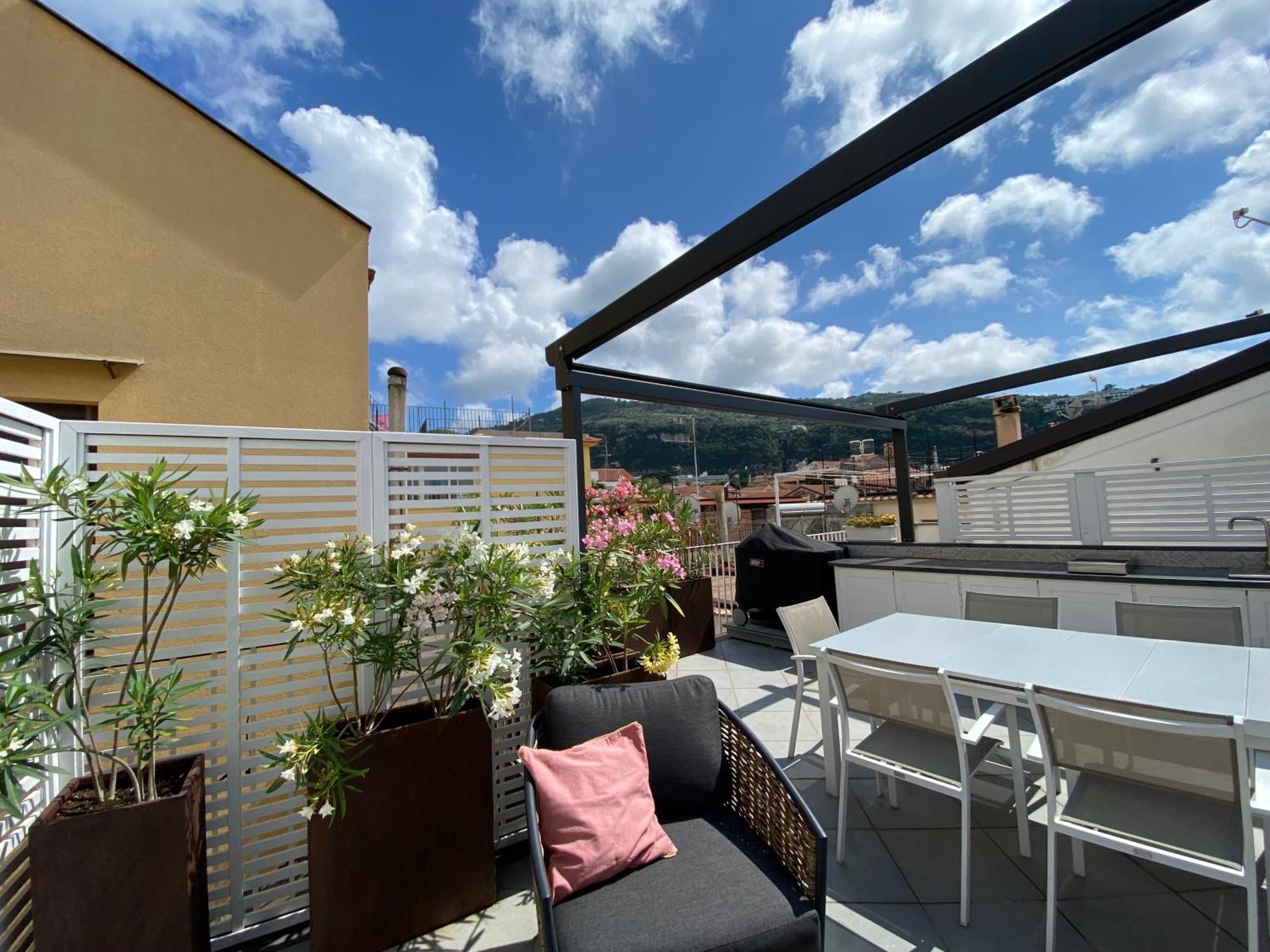 Grata Hospes Sorrento - Boutique House - Rooftop Deck - Bbq Exterior foto
